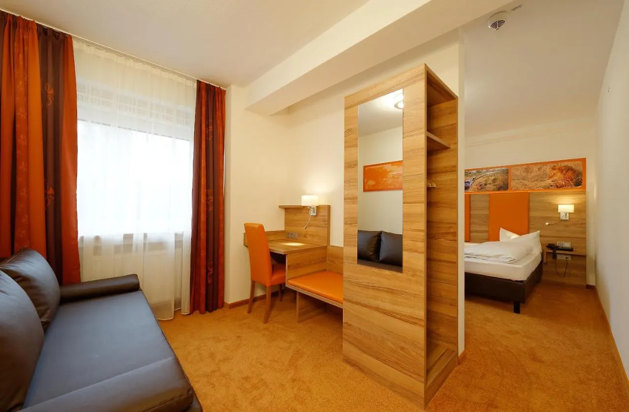 ***  Hotel Zur Post Leipheim Germany